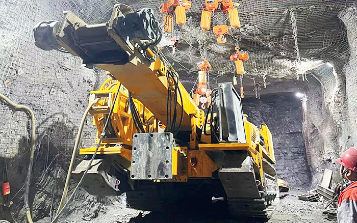 掘进磷矿！壹定发XTR7/360掘进机点磷成金