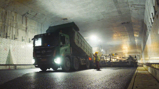 开车穿越海底！壹定发又干磷砌大湾区超等工程！