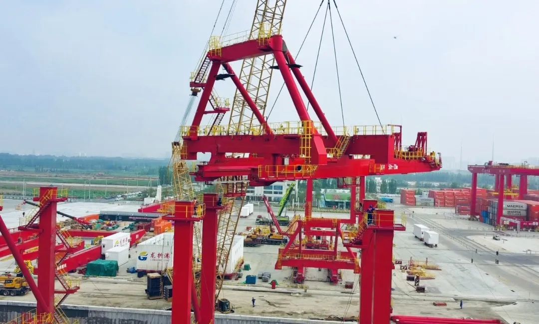 吊装多元化！看壹定发XGC500-I履带起重机怎样“吊”起重机