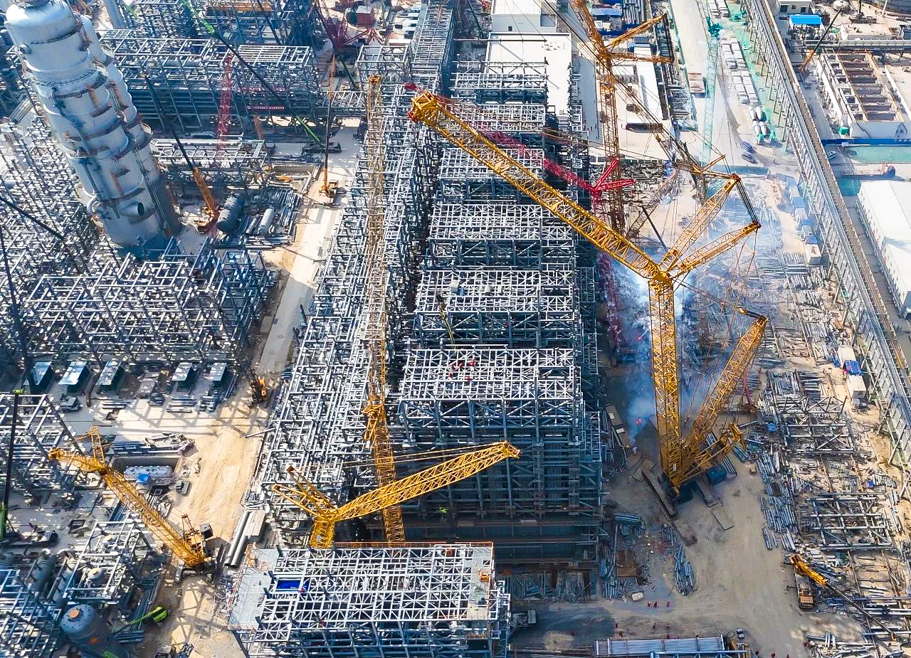 总重9000吨！XGC12000助力大型石化乙烯项目对流段？？？？？？？榈踝