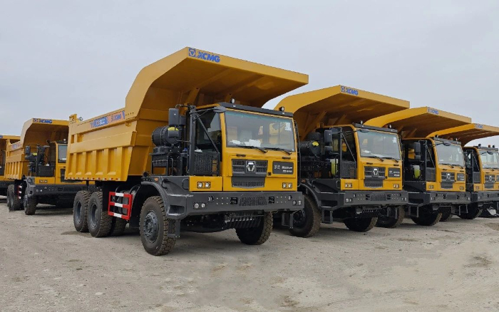 壹定发XG90矿卡批量交付哈萨克斯坦